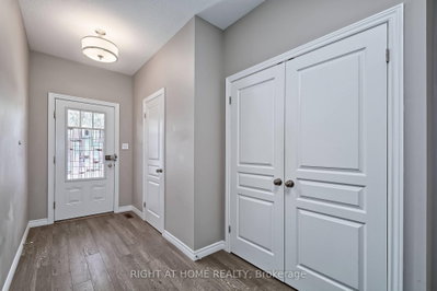1924 Cedarhollow Boulevard • #97 • London North, ON photo 5
