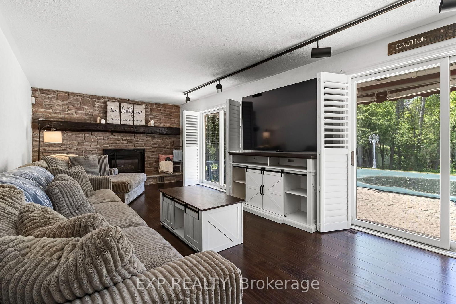 1080 Church Street • Augusta, ON photo 18