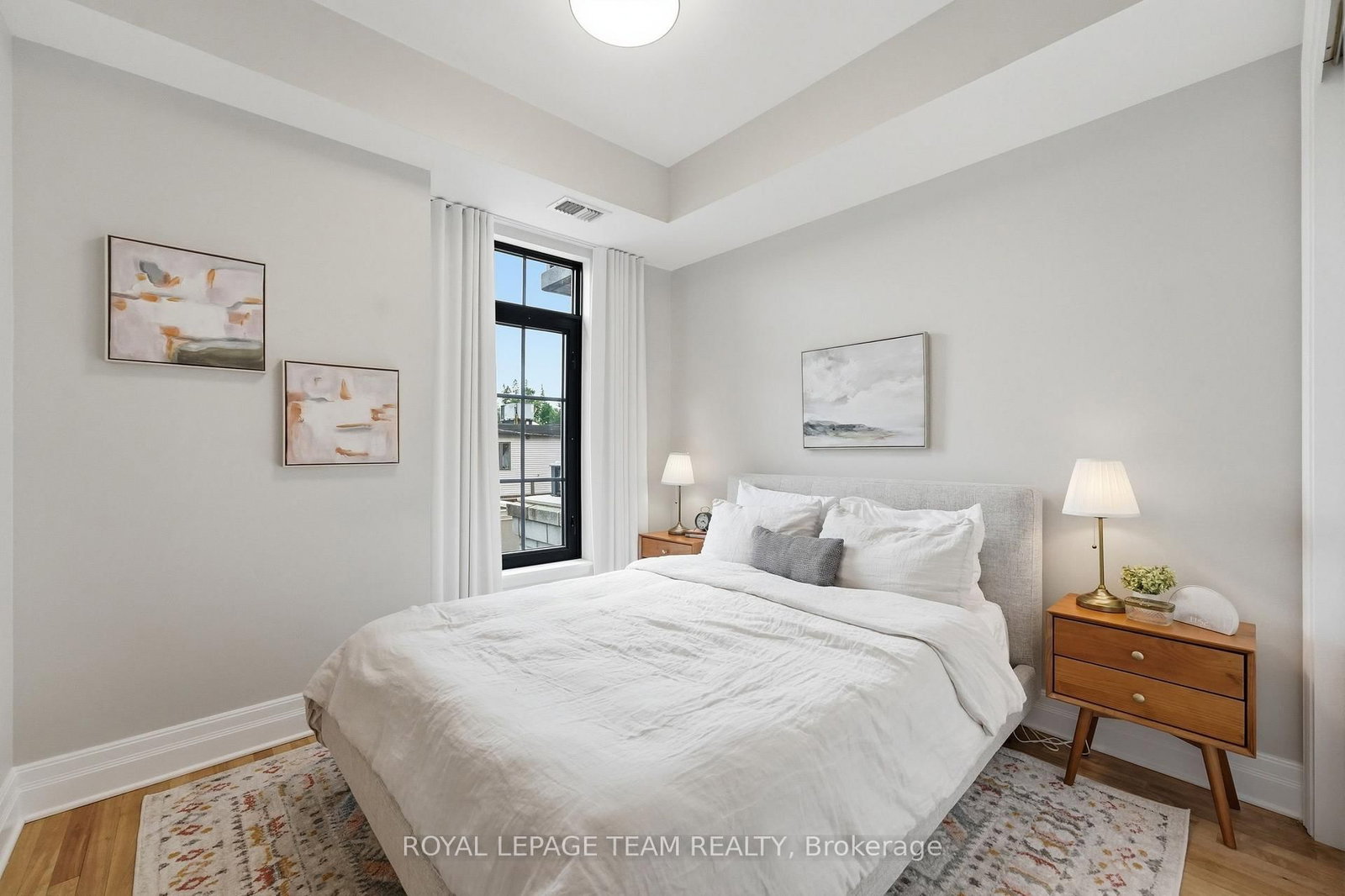 330 S Loretta Avenue • #301 • Ottawa, ON photo 20