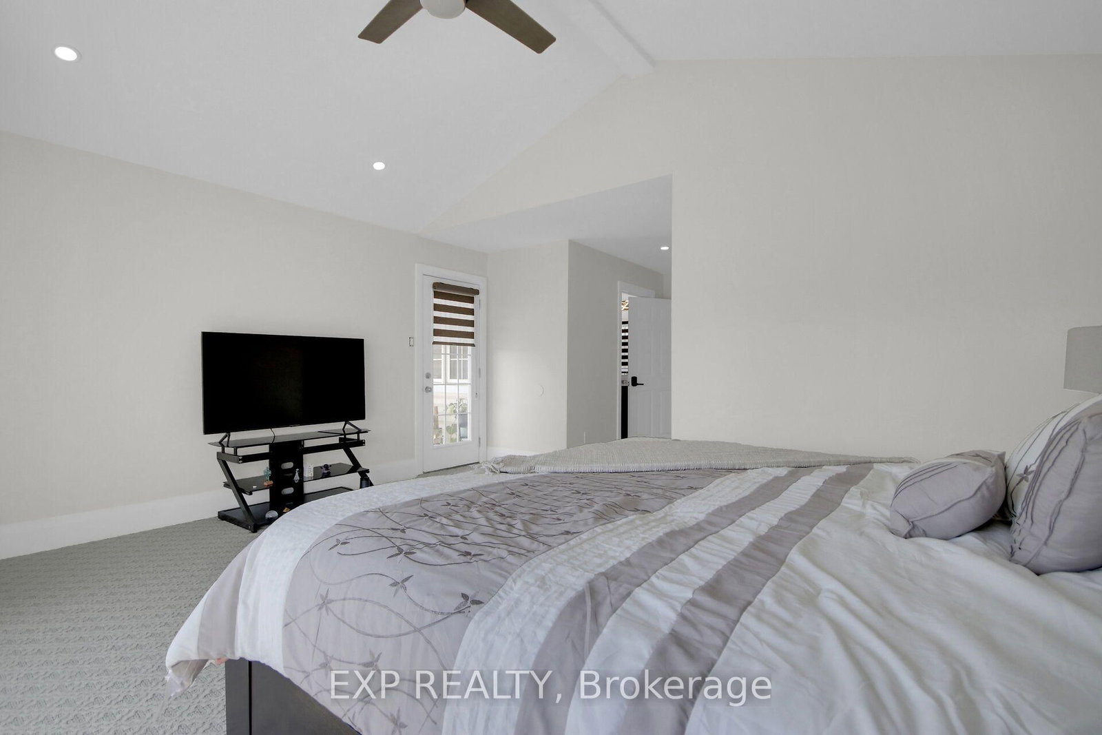 860 Percifor Way • Ottawa, ON photo 23