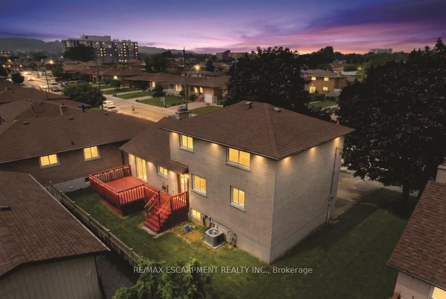 345 BERKINDALE Drive • Hamilton, ON photo 35