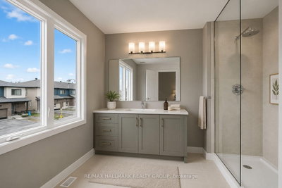 572 Roundhouse Crescent • Ottawa, ON photo 9