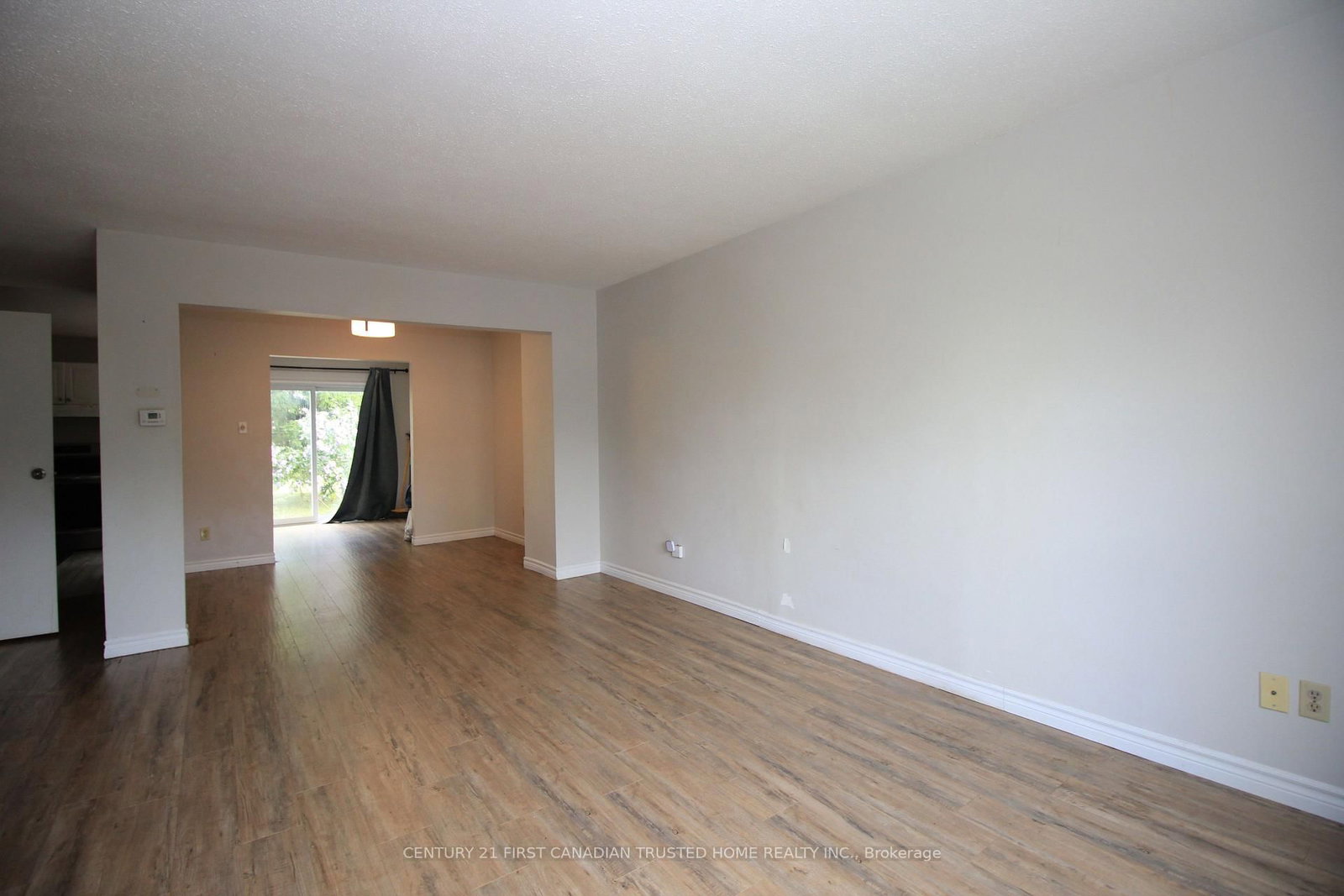94 - 70 Fiddlers Green Road, London North — photo 4
