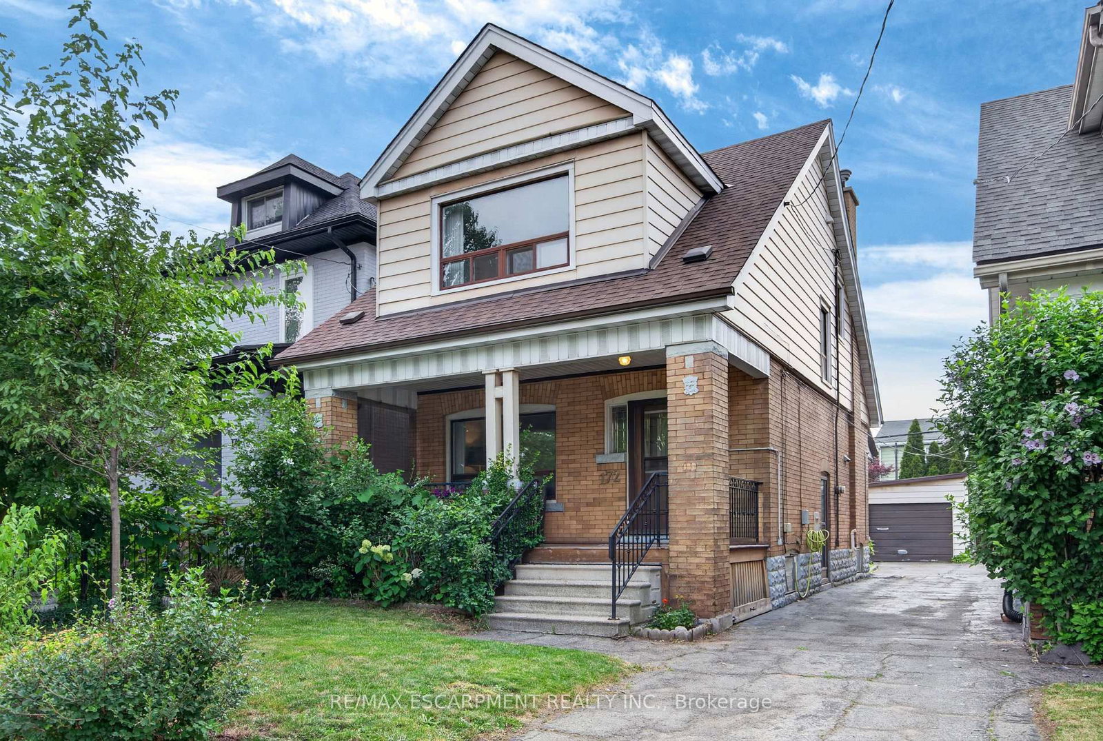 Detached House for sale at 172 Kensington Avenue, Hamilton, Ontario, L8M 3H5 - Delta - MLS: X13594166