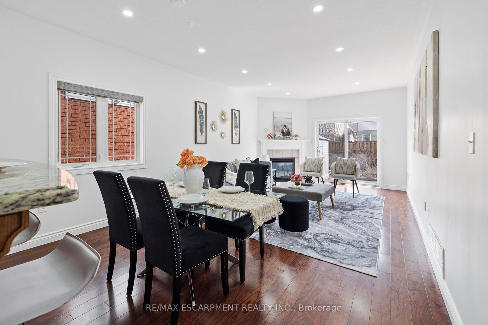 39 McKibbon Avenue • Hamilton, ON photo 12