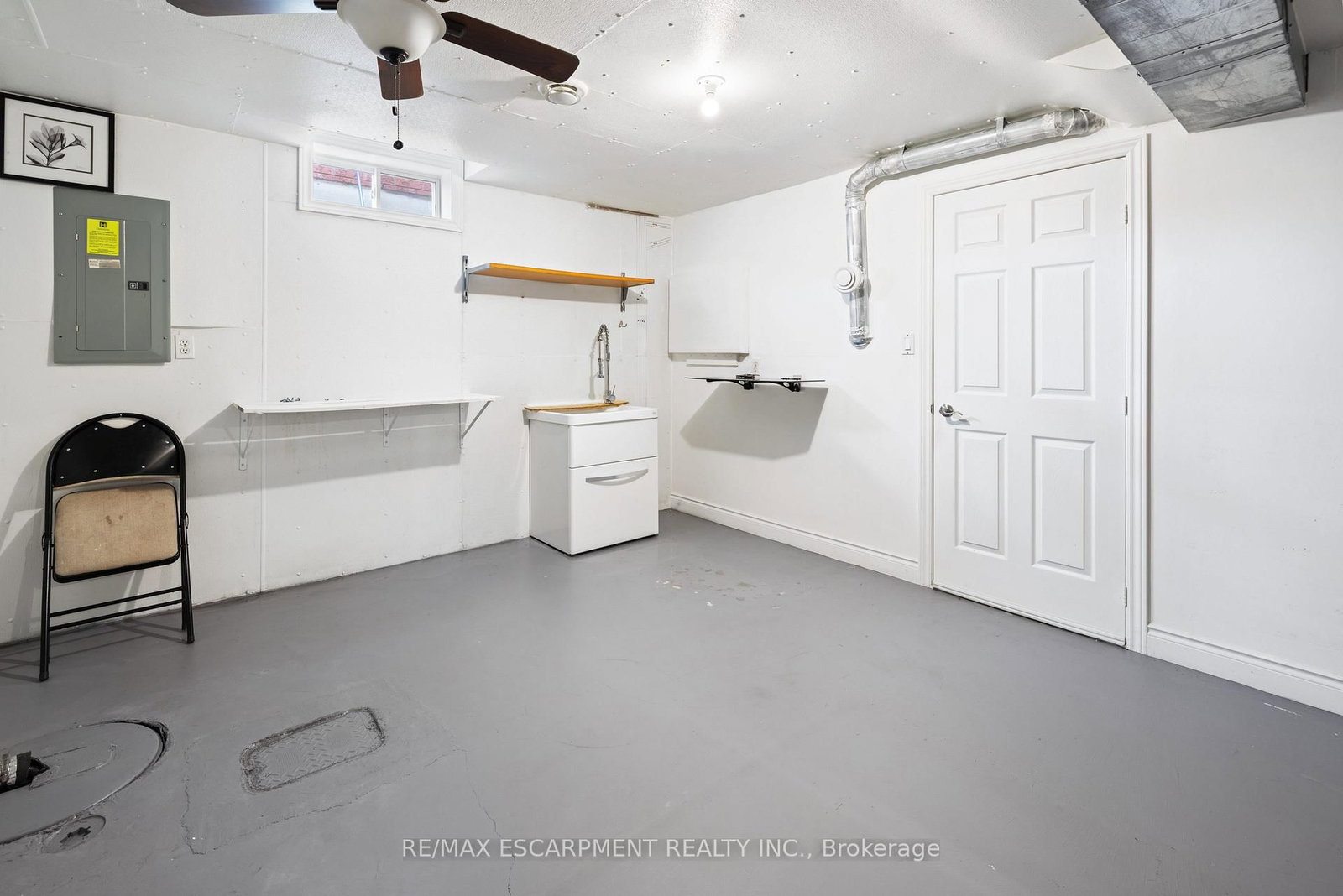 39 McKibbon Avenue • Hamilton, ON photo 29