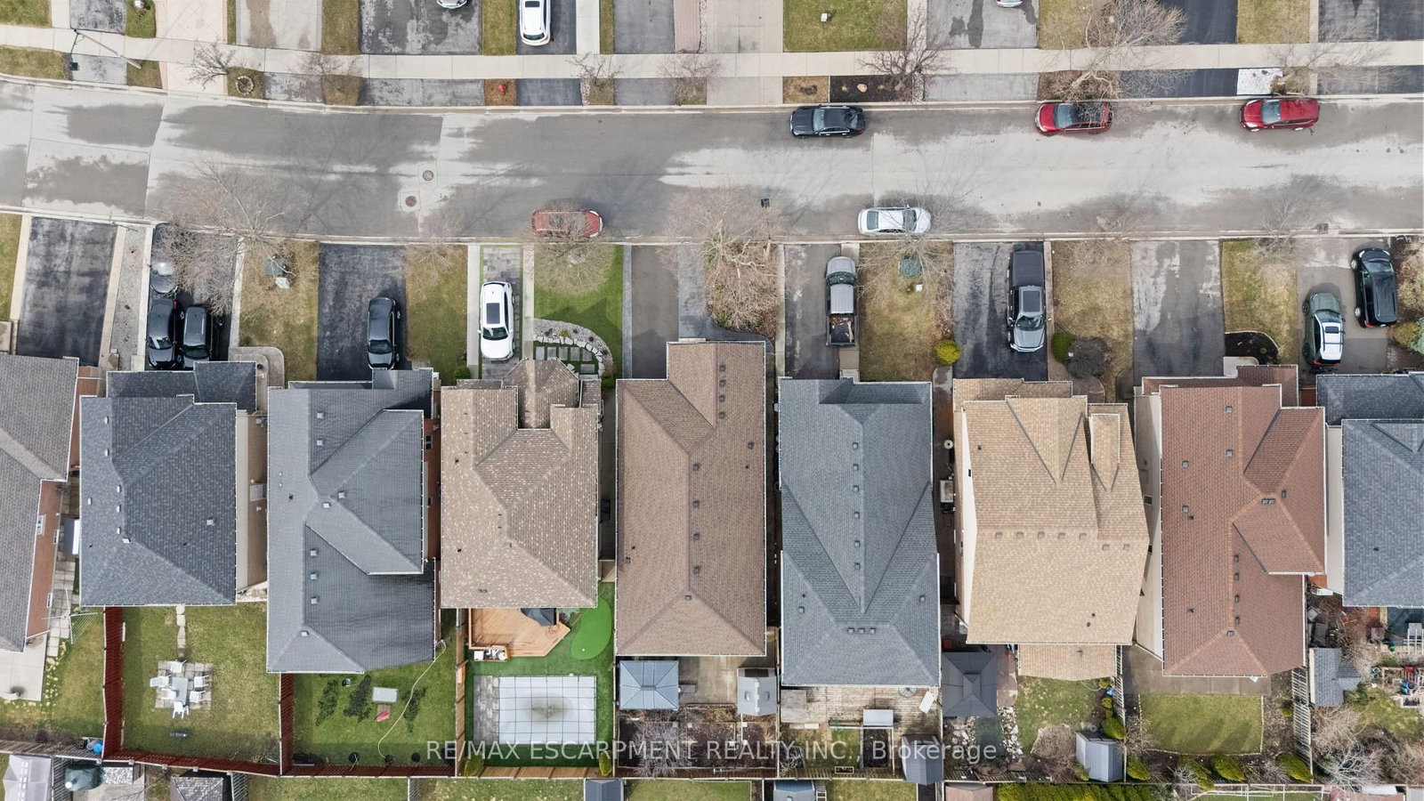 39 McKibbon Avenue • Hamilton, ON photo 35