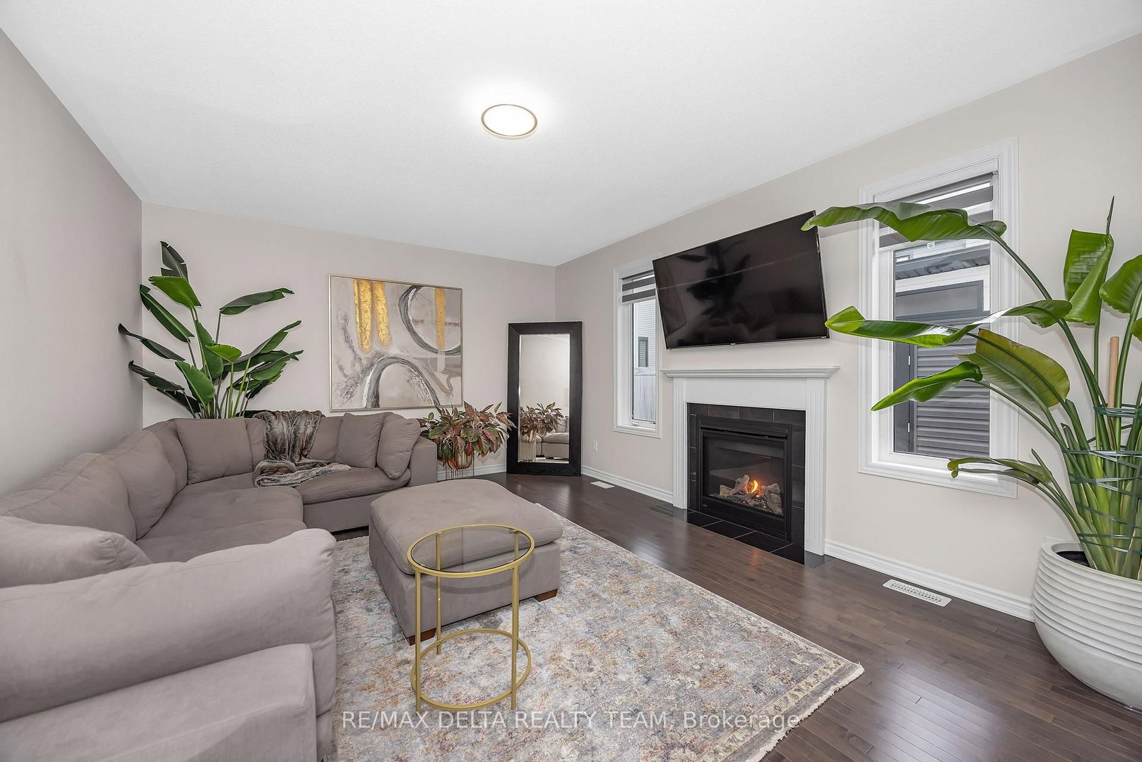 748 Vennecy Terrace • Ottawa, ON photo 16