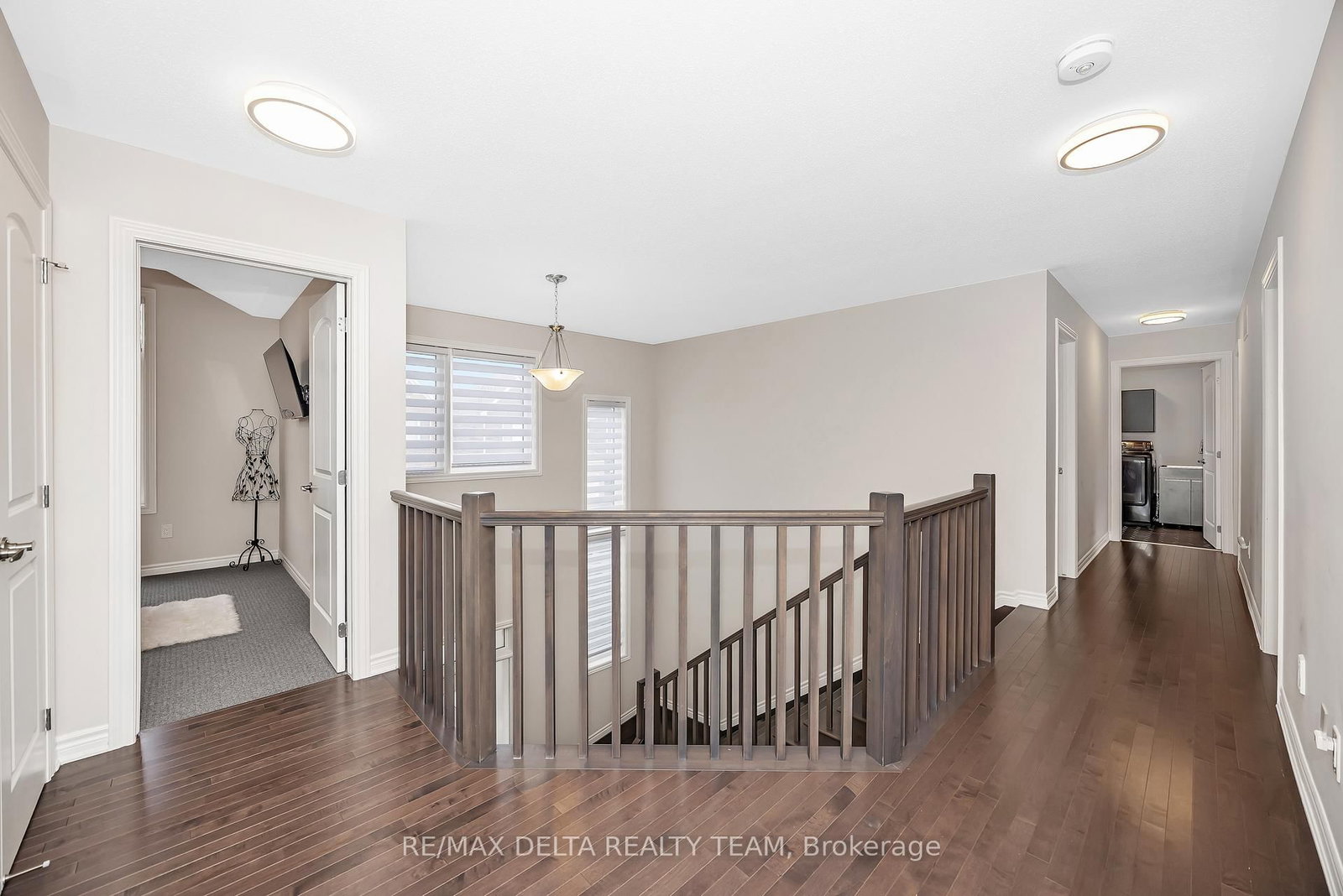 748 Vennecy Terrace • Ottawa, ON photo 20