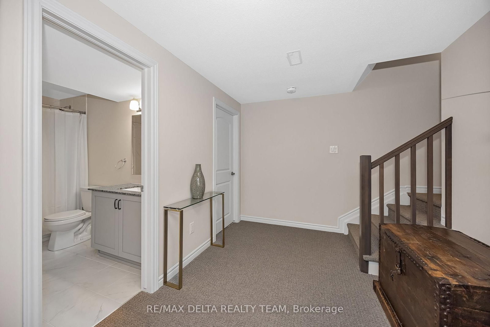 748 Vennecy Terrace • Ottawa, ON photo 29