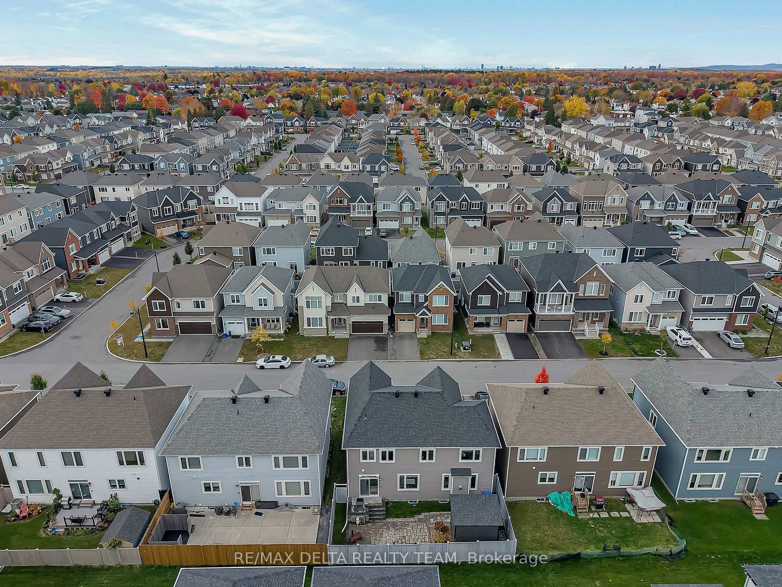 748 Vennecy Terrace • Ottawa, ON photo 45