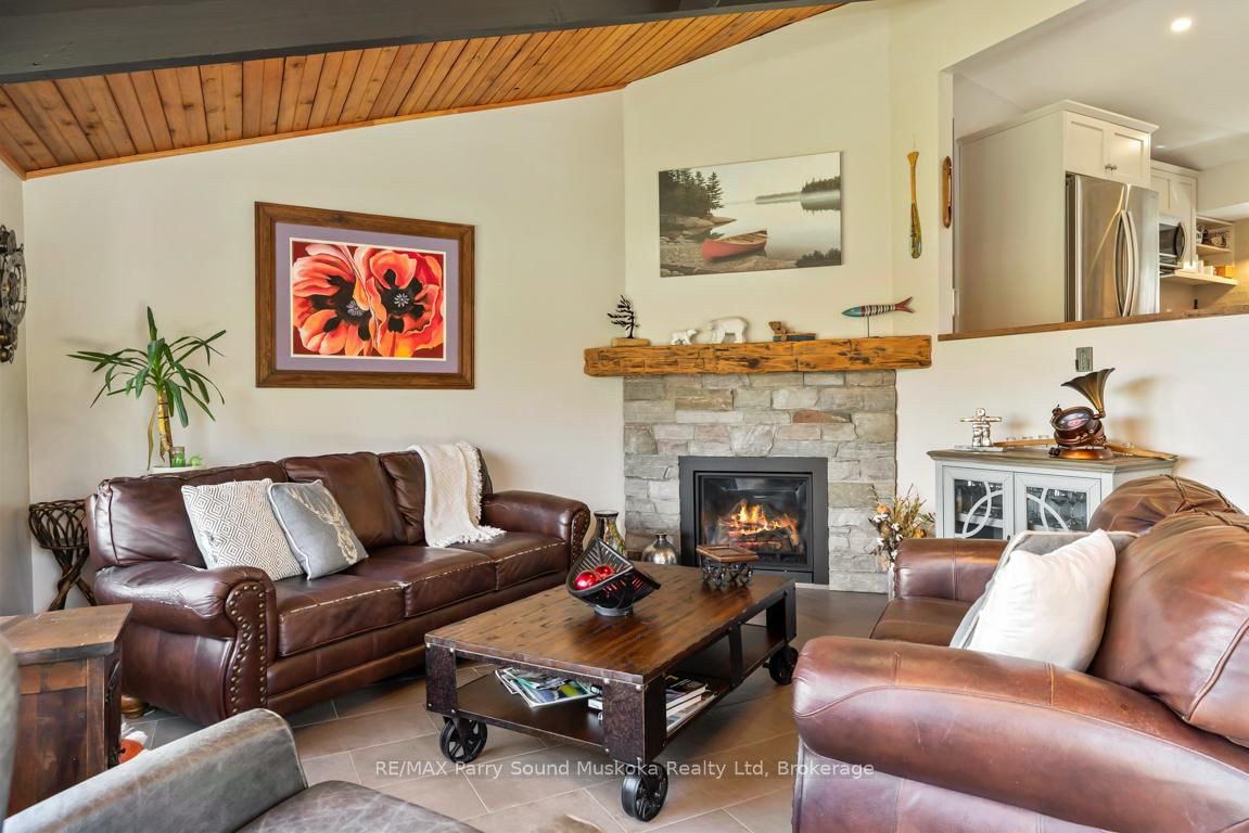 5 MEHARG Drive • McKellar, ON photo 4