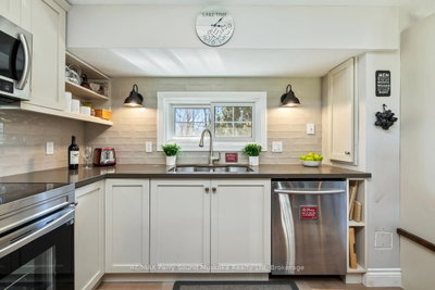 5 MEHARG Drive • McKellar, ON photo 8