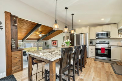 5 MEHARG Drive • McKellar, ON photo 9