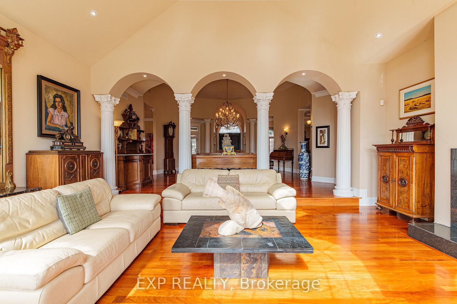 1283 Rideau Cove Court • Ottawa, ON photo 9
