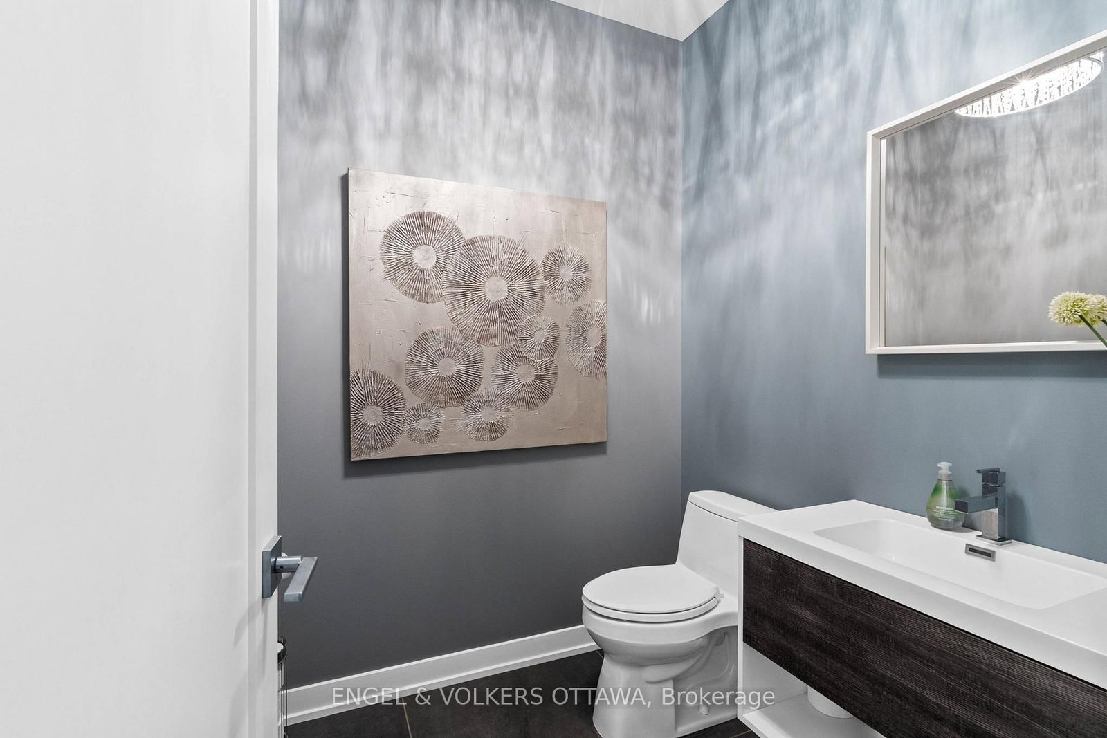 532 Leimerk Court • Ottawa, ON photo 21