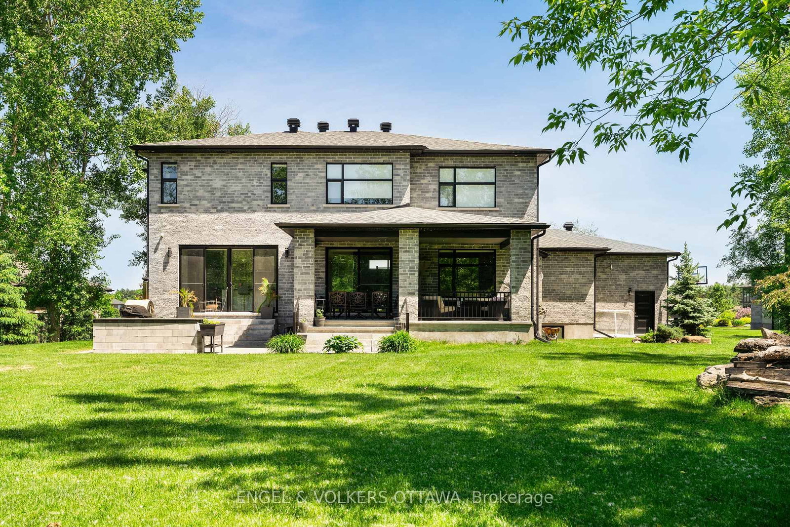 532 Leimerk Court • Ottawa, ON photo 46