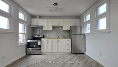 Unit 301 — 252 James Street S — photo 4