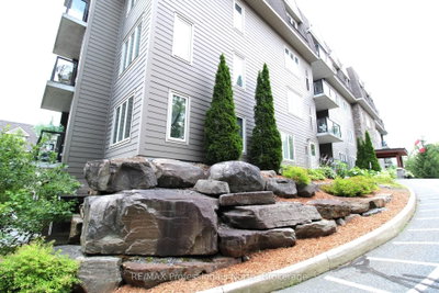 26 Dairy Lane • #402 • Huntsville, ON photo 2