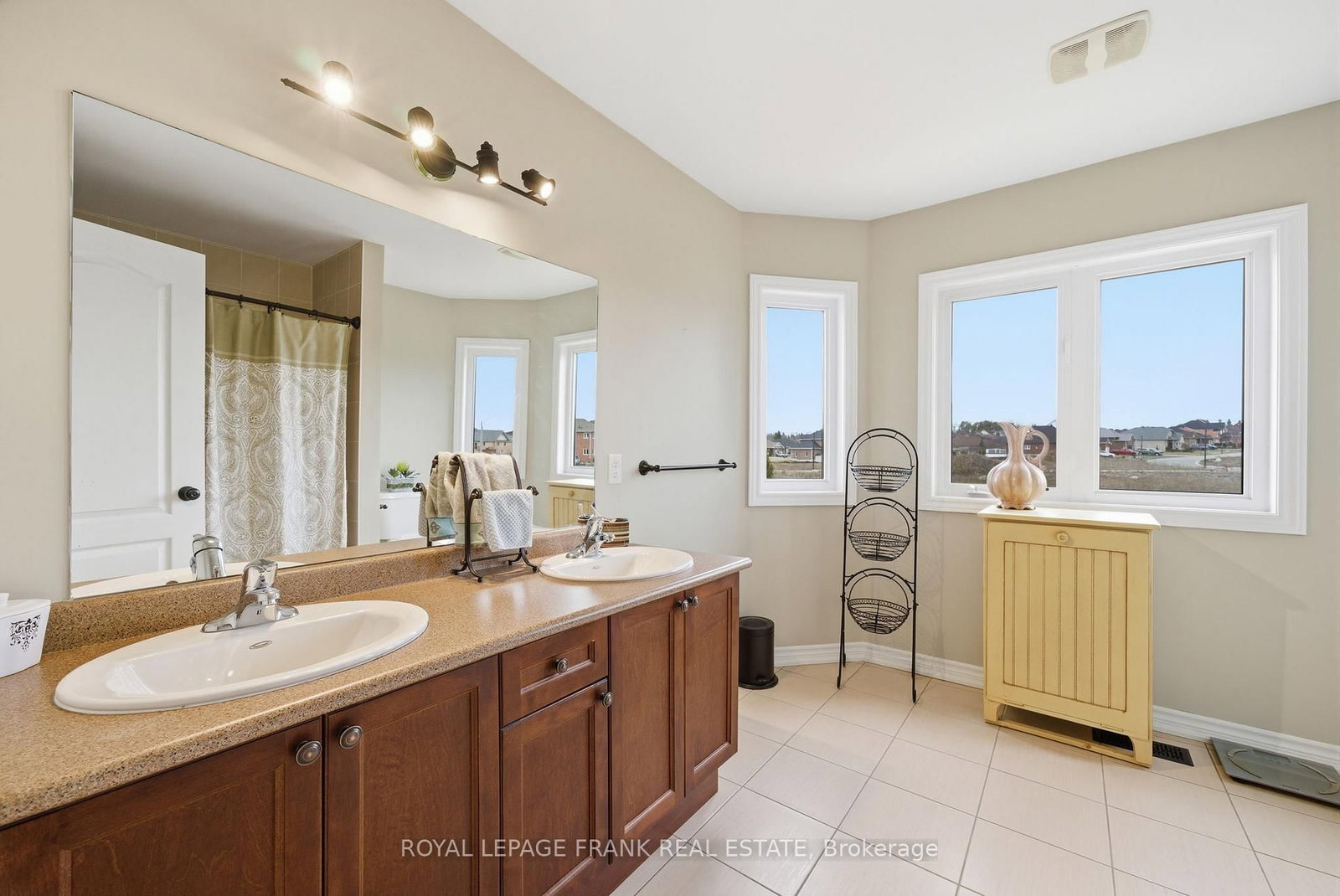 8 Kyle Court • Kawartha Lakes, ON photo 29