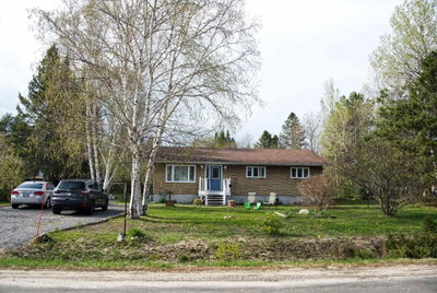 52 Sunshine Street • South River, ON photo 4