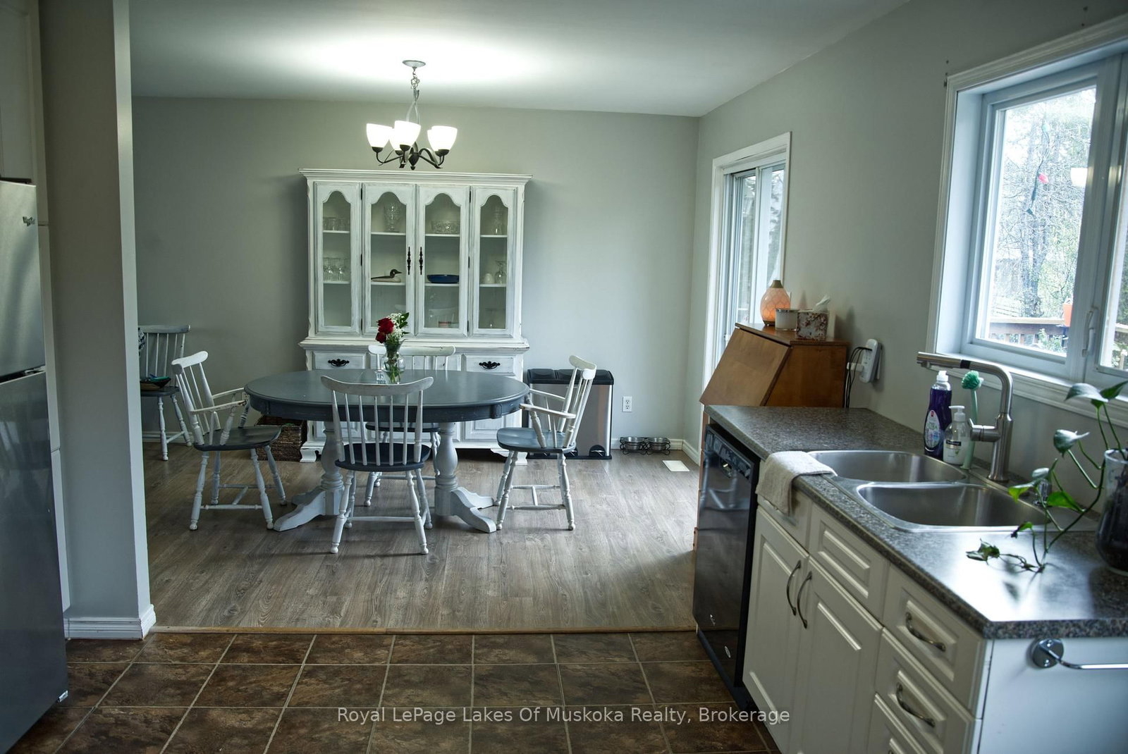 52 Sunshine Street • South River, ON photo 9