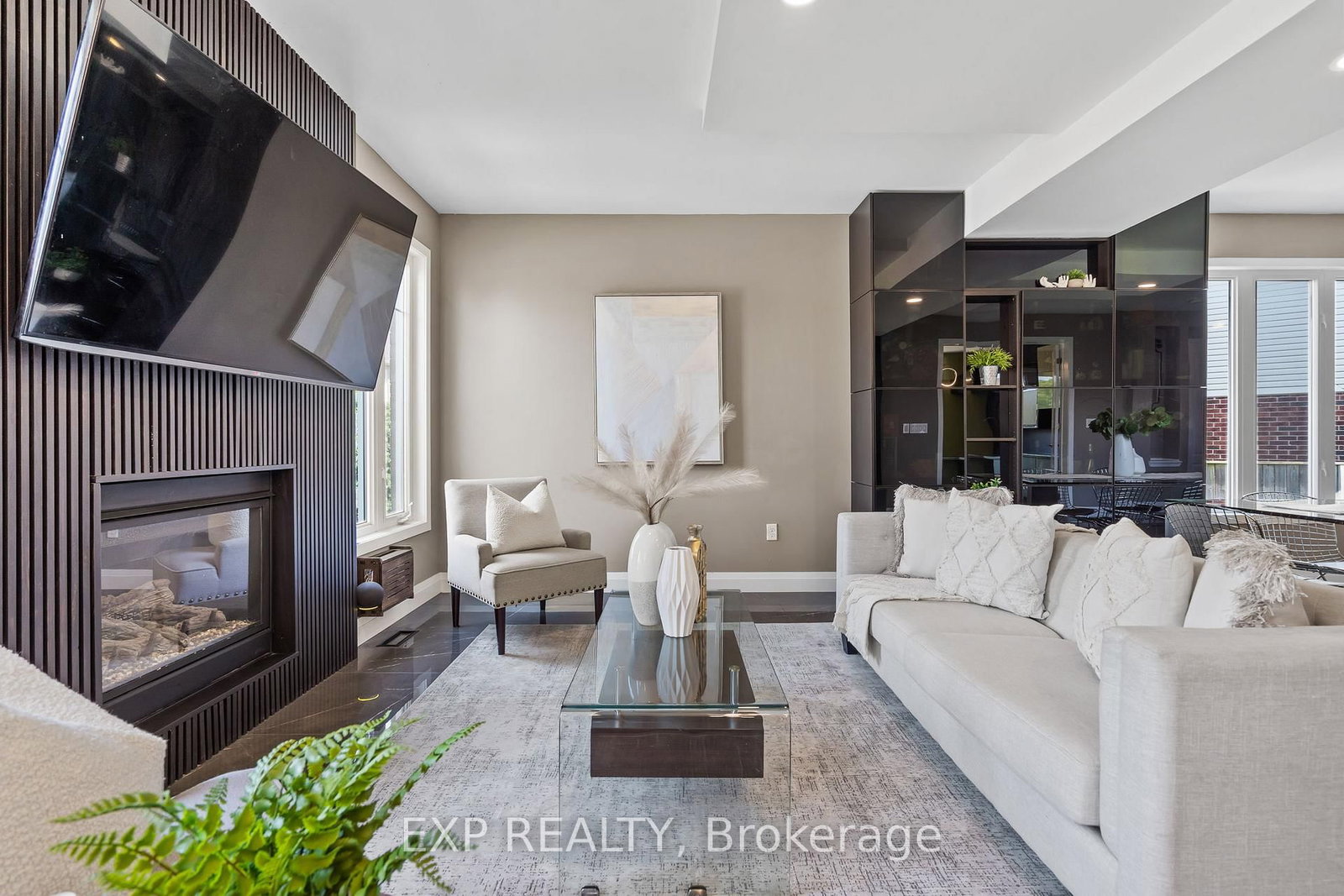 28 Ohara Lane • Hamilton, ON photo 12