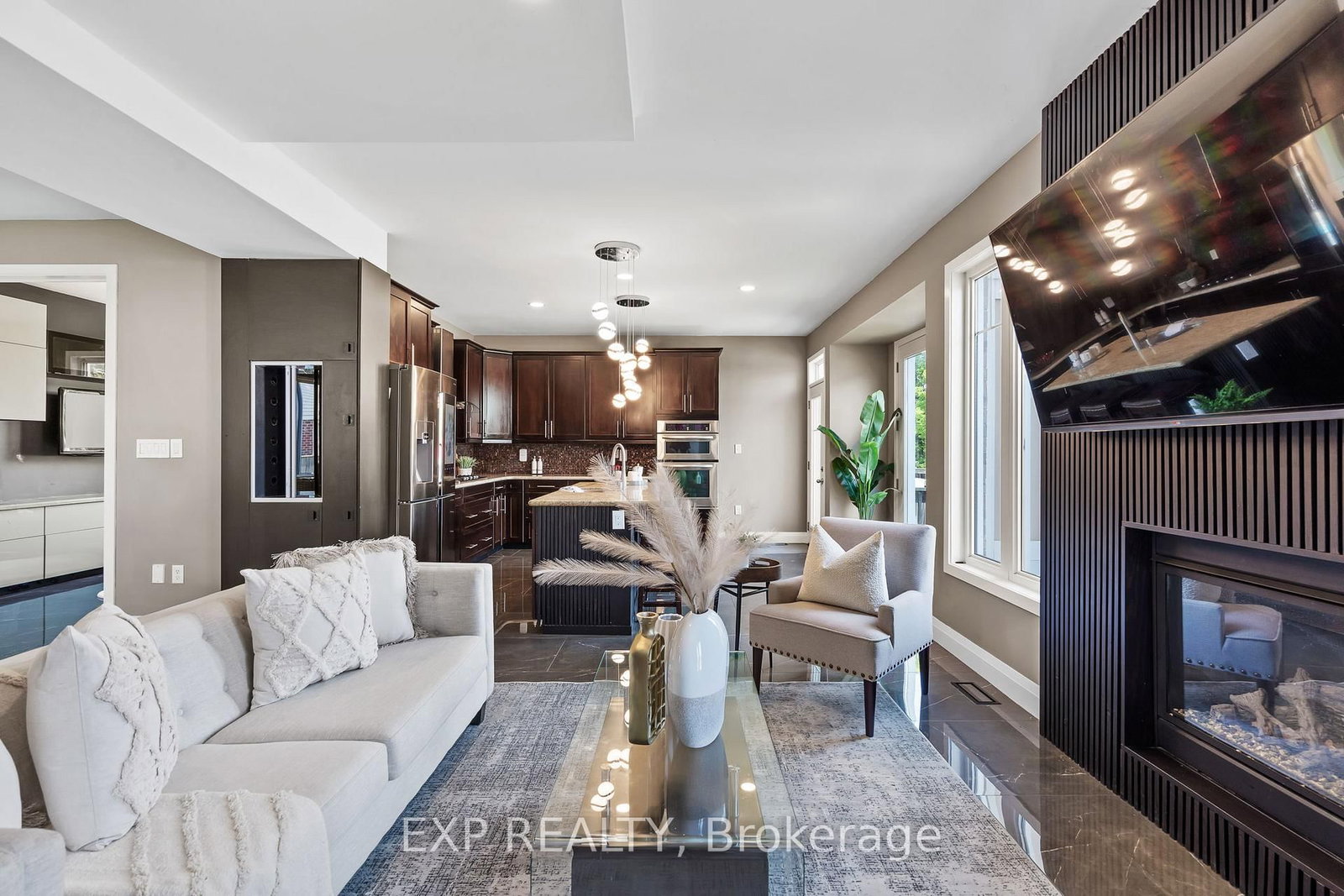 28 Ohara Lane • Hamilton, ON photo 13