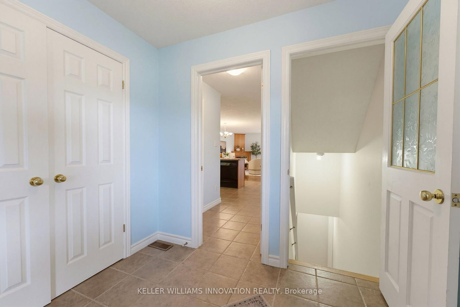 906 S Baker Avenue • North Perth, ON photo 11