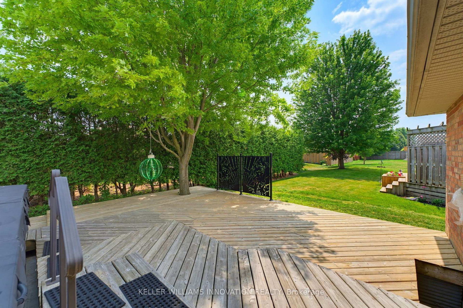 906 S Baker Avenue • North Perth, ON photo 28