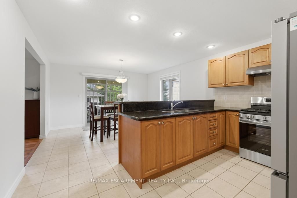 80 Lister Avenue • Hamilton, ON photo 12