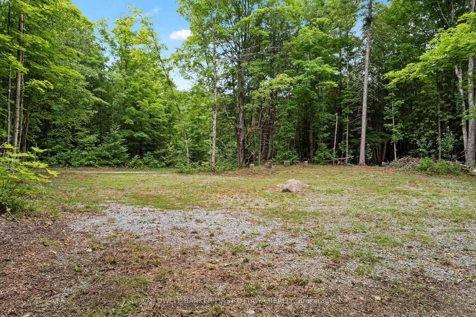 1039 Sunset Strip Lane • Ompah, ON photo 20