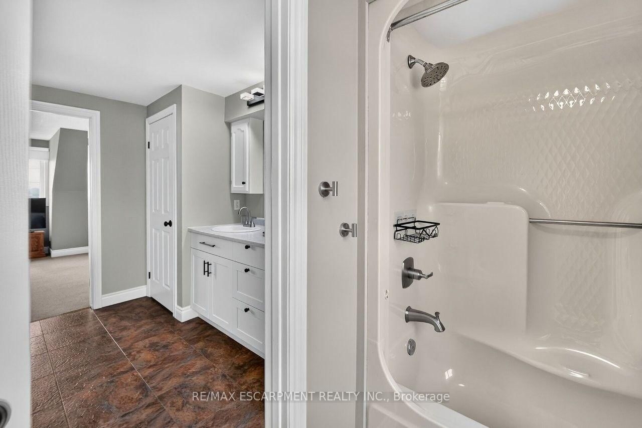 2471-2467 Port Davidson Road • West Lincoln, ON photo 19