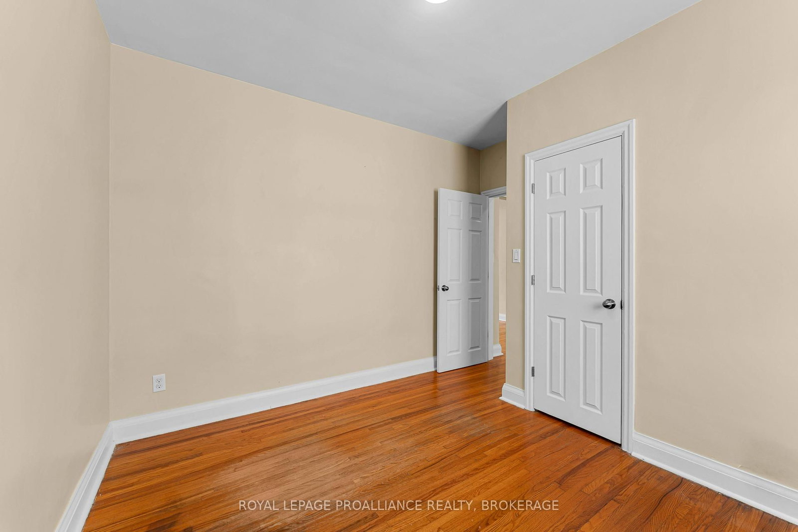 524 College Street • Kingston, ON photo 20