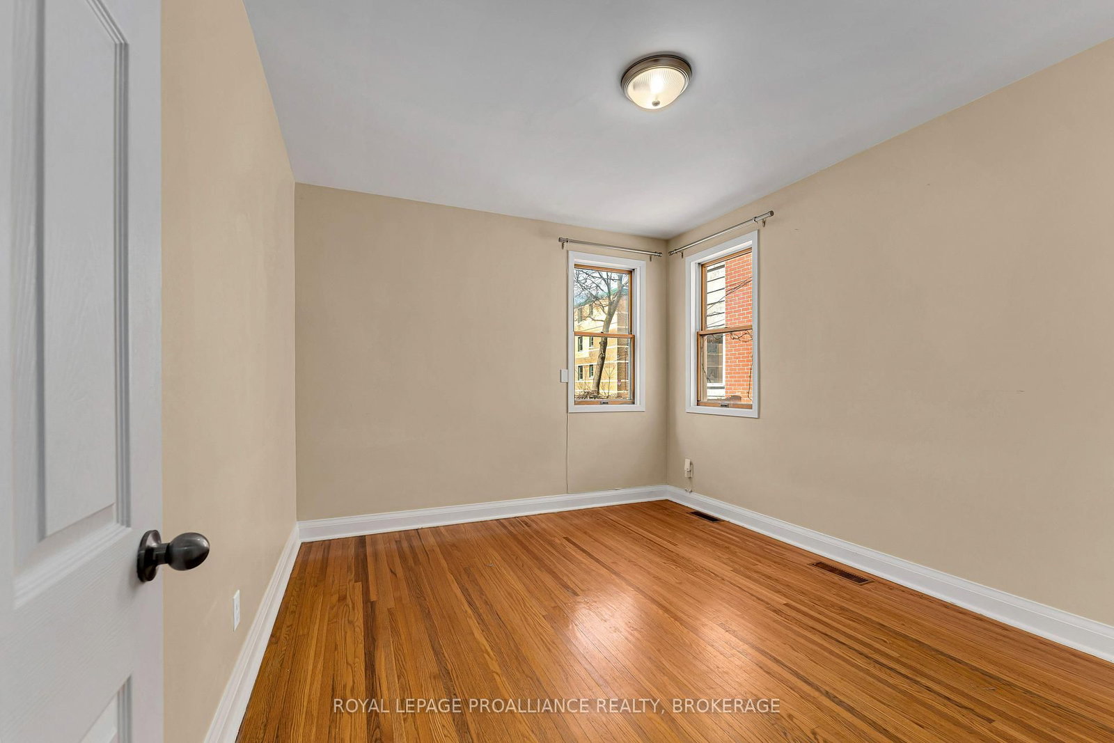 524 College Street • Kingston, ON photo 23