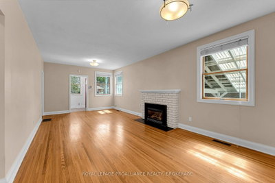 524 College Street • Kingston, ON photo 8