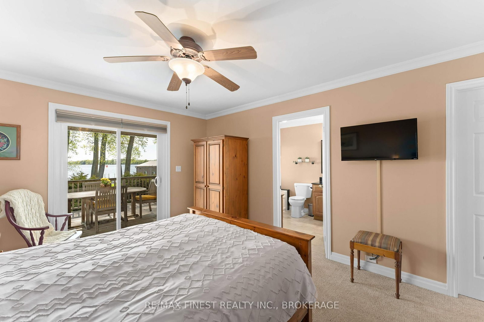 14 Sunset Lane • Napanee, ON photo 17