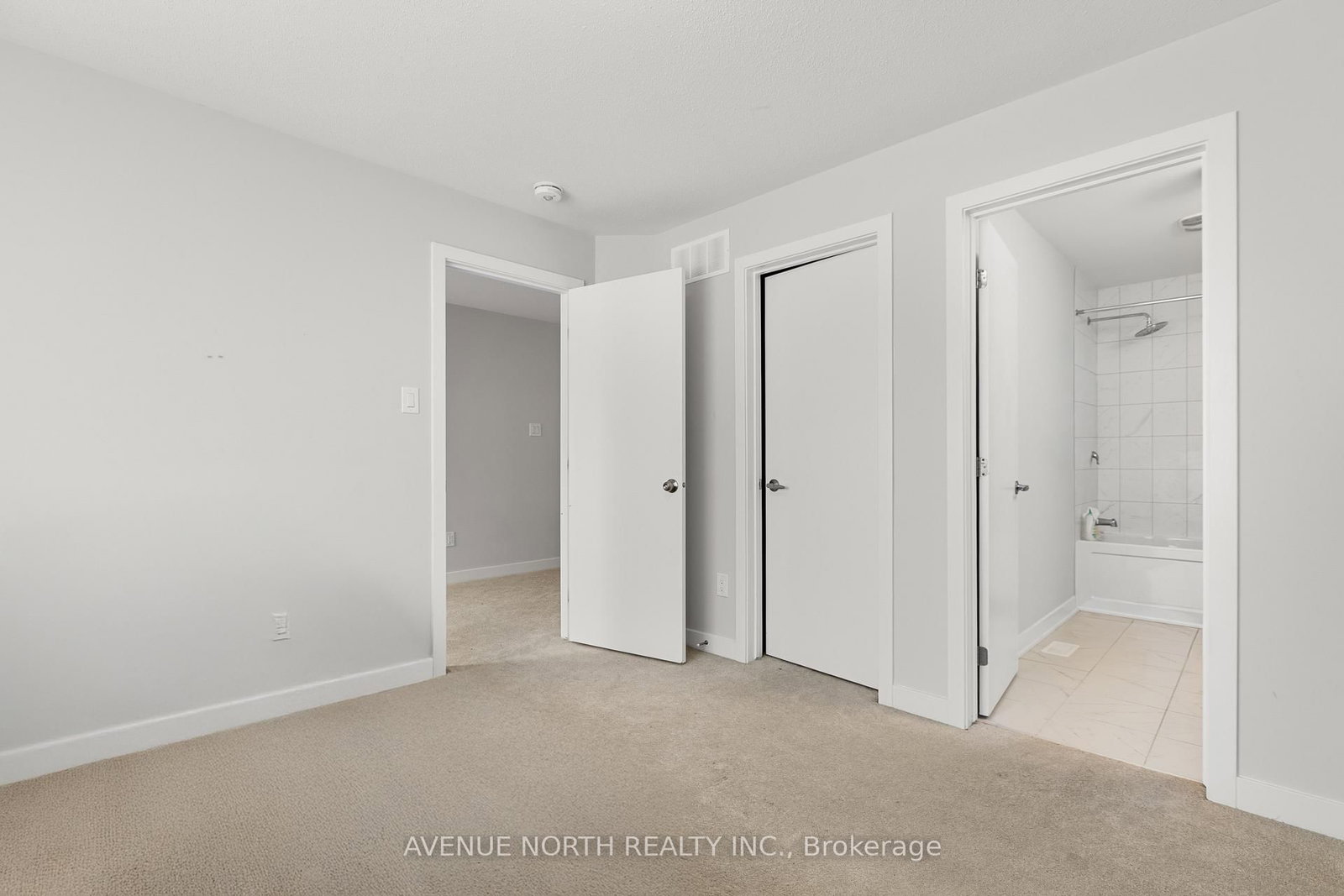 834 Bascule Place • Richmond, ON photo 9