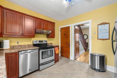 9 Spruce Street • South Glengarry, ON photo 8