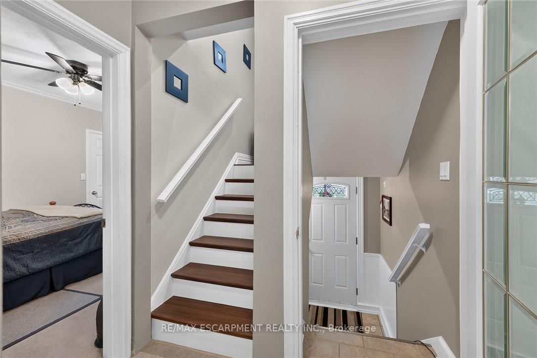 180 East 25th Street • Hamilton, ON photo 24