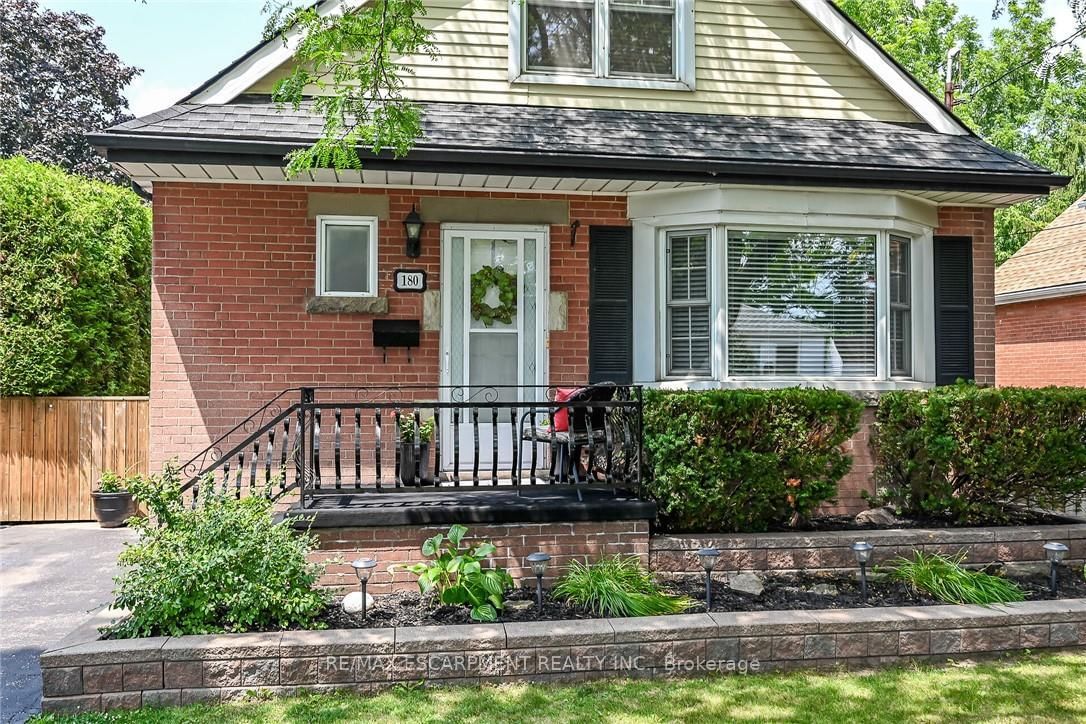 180 East 25th Street • Hamilton, ON photo 4