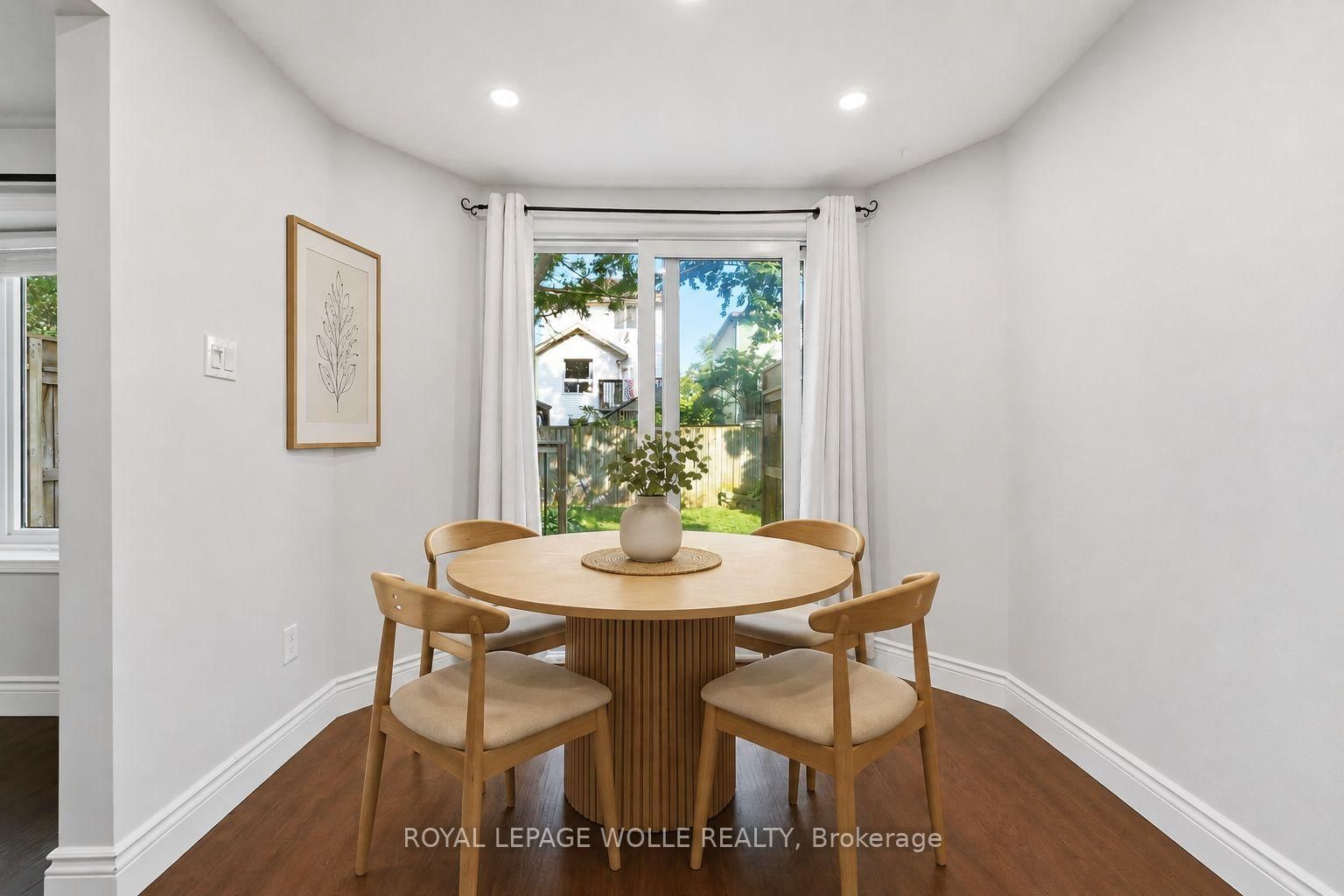 449 Exmoor Street • Waterloo, ON photo 12
