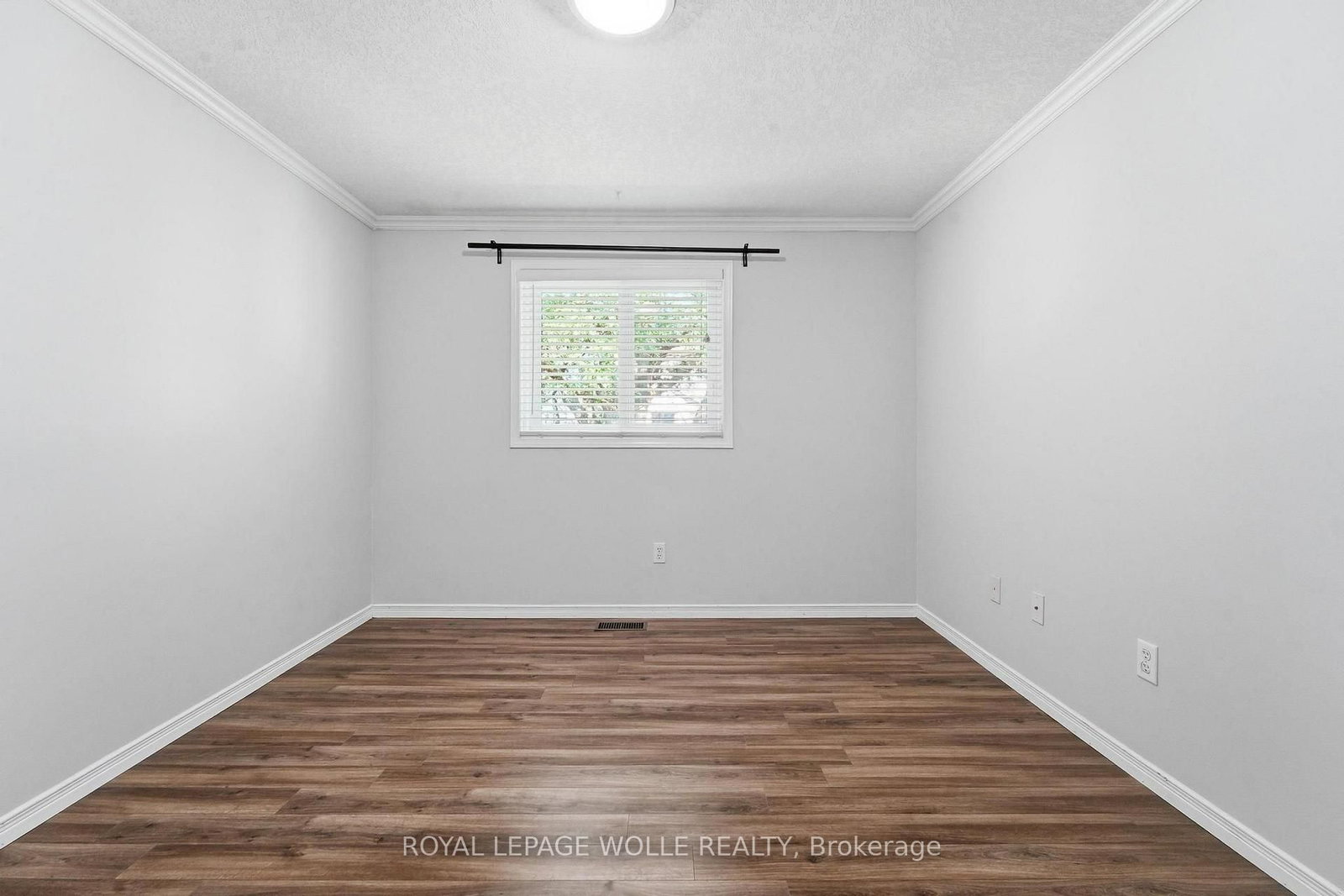 449 Exmoor Street • Waterloo, ON photo 25