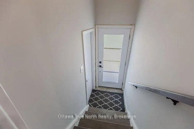 35 Tauvette Street — more photos
