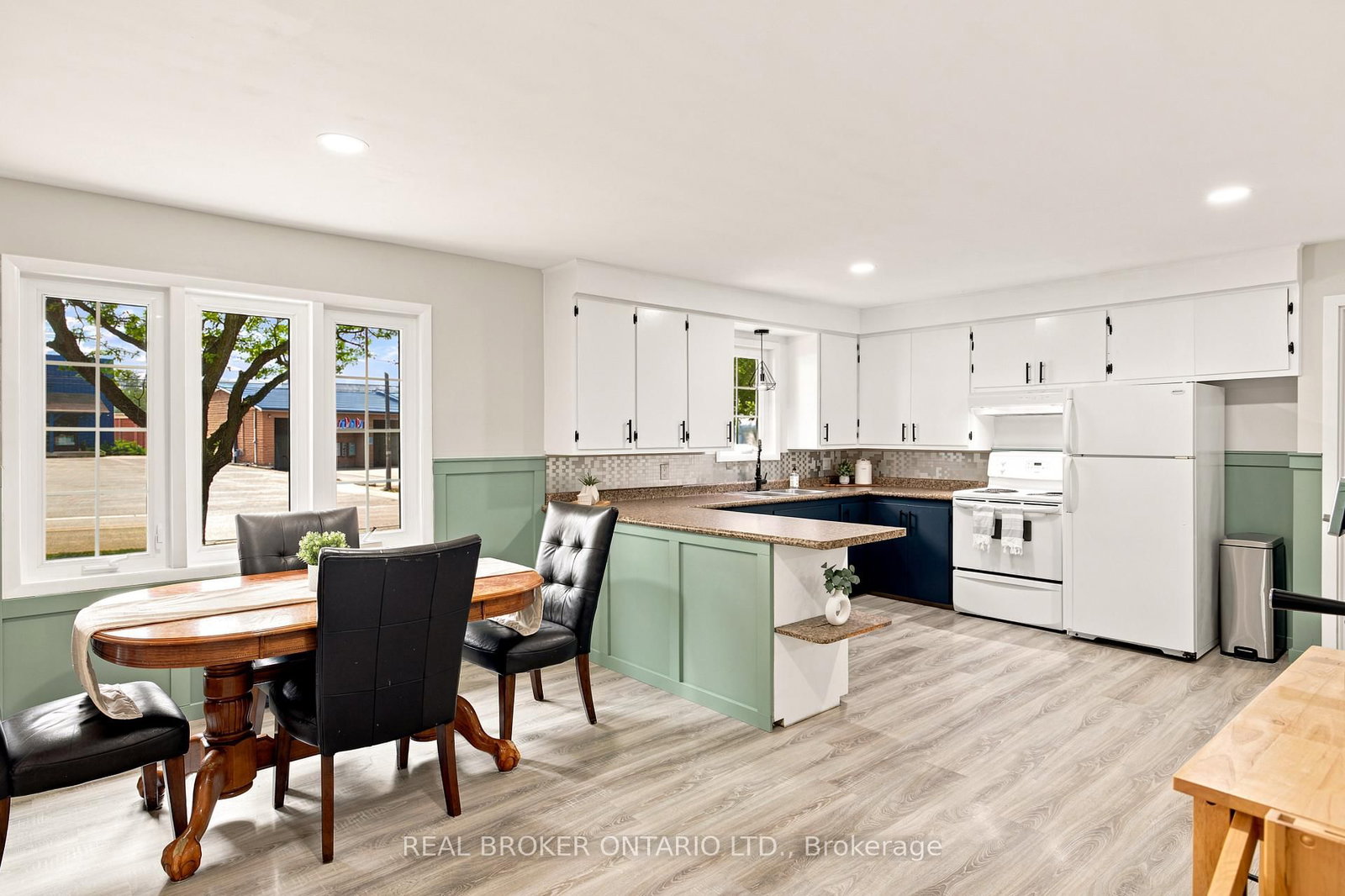 45 Argyle Avenue • Norfolk, ON photo 9