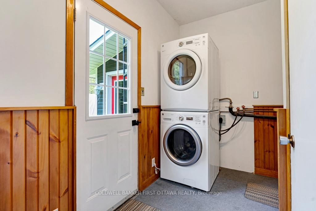 352 Highway 15 • Rideau Lakes, ON photo 23