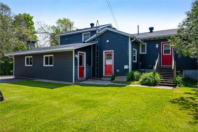 352 Highway 15 • Rideau Lakes, ON photo 5
