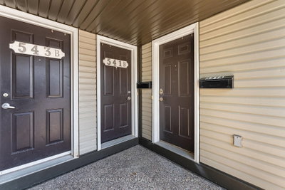 541 Chapman Mills Drive • #A • Ottawa, ON photo 3
