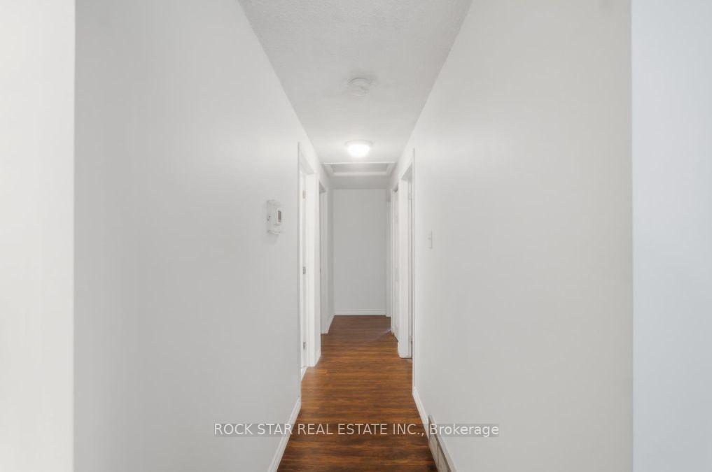 402 Midwood Crescent • Waterloo, ON photo 14
