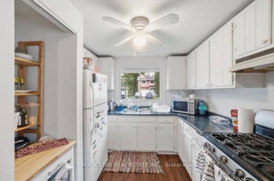 402 Midwood Crescent • Waterloo, ON photo 4